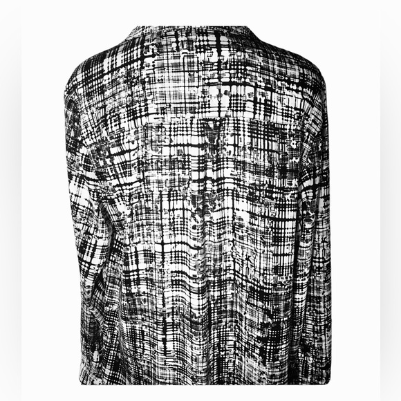 Jaclyn Smith black and white long sleeve blouse size XL - Picture 5 of 7